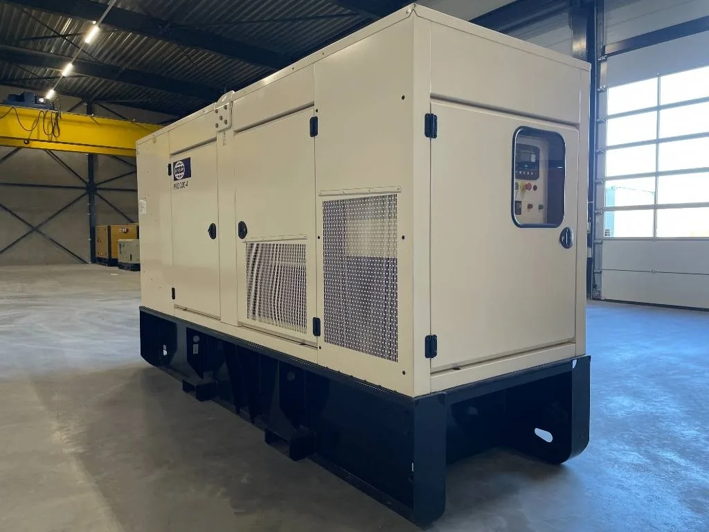 Groupe électrogène diesel FG Wilson 200 kVA triphasé – PRO200-4 — vue 3