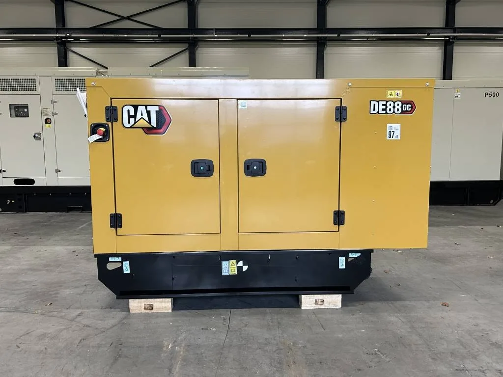 Groupe électrogène diesel Caterpillar 88 kVA triphasé – DE88GC