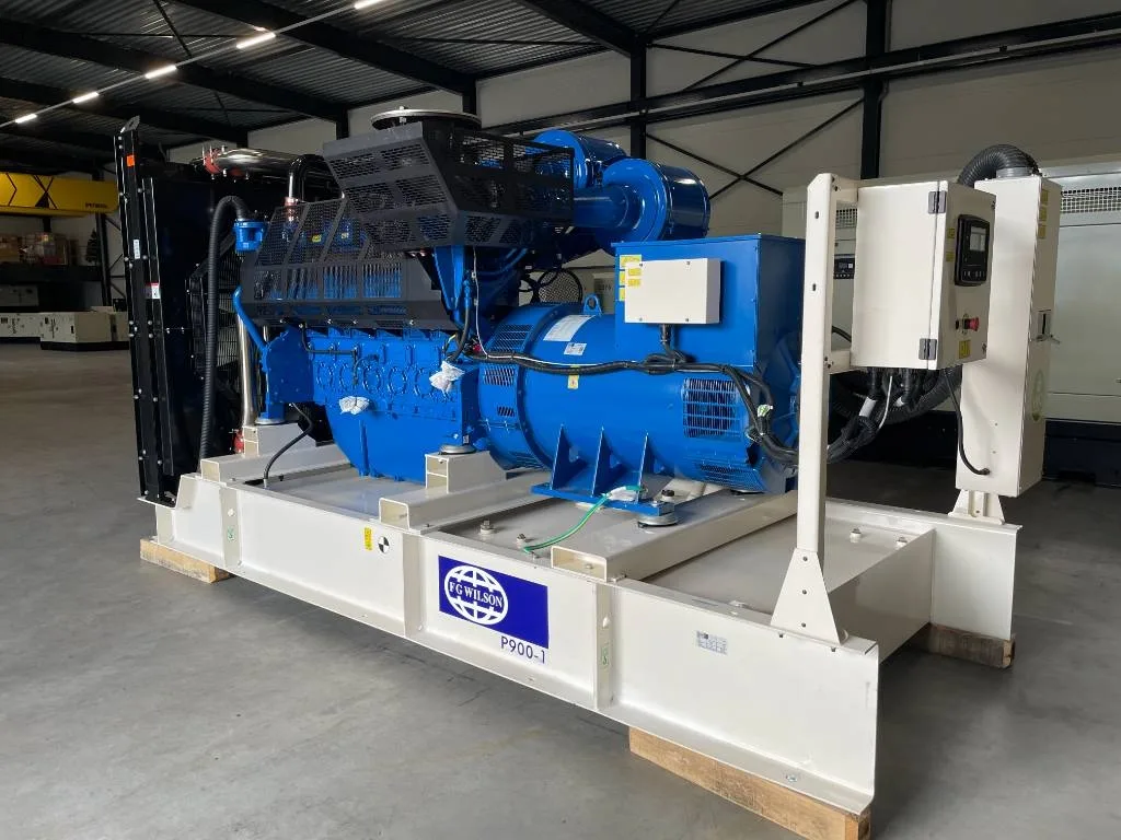 Groupe électrogène diesel FG Wilson 900 kVA triphasé – P900-1 — vue 5