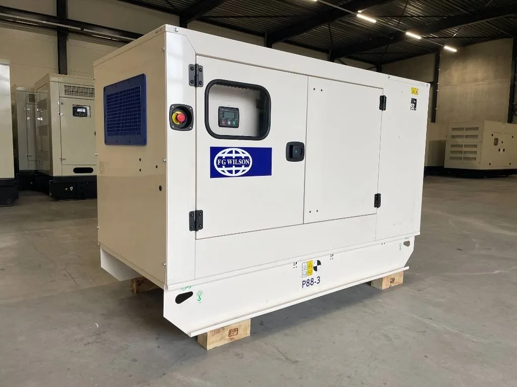 Groupe électrogène diesel FG Wilson 88 kVA triphasé – P88-3 — vue 2