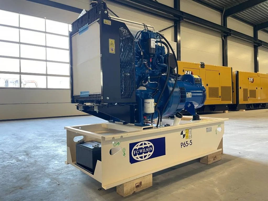Groupe électrogène diesel FG Wilson 65 kVA triphasé – P65-5 — vue 4