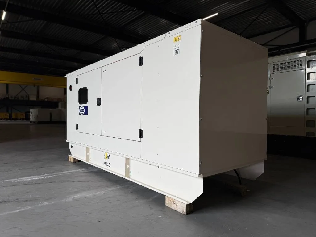 Groupe électrogène diesel FG Wilson 200 kVA triphasé – P200-3 — vue 5