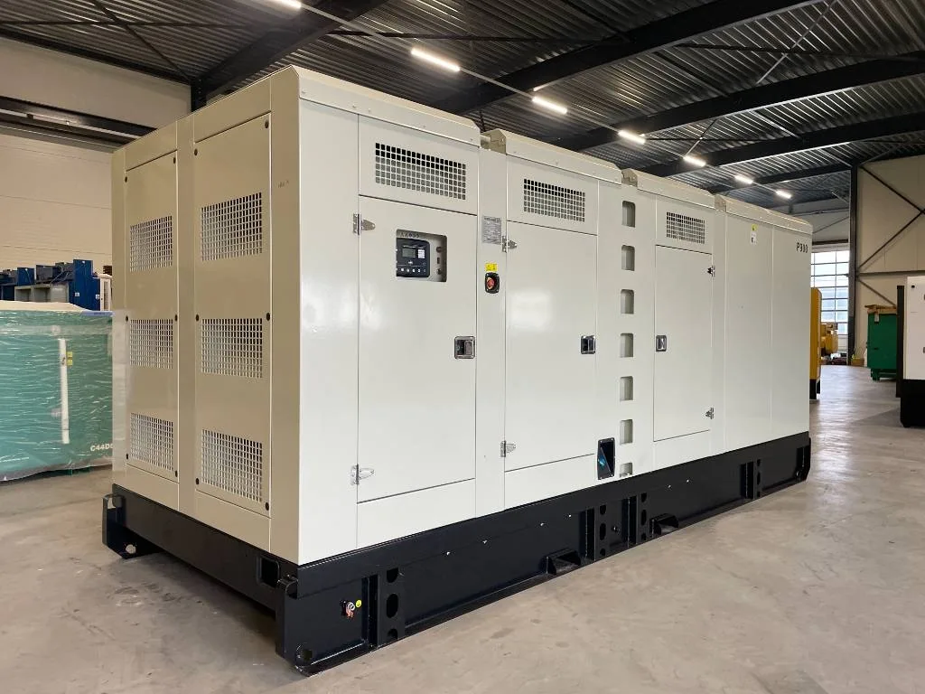 Groupe électrogène diesel Perkins 900 kVA triphasé – 4006-23TAG3A — vue 2