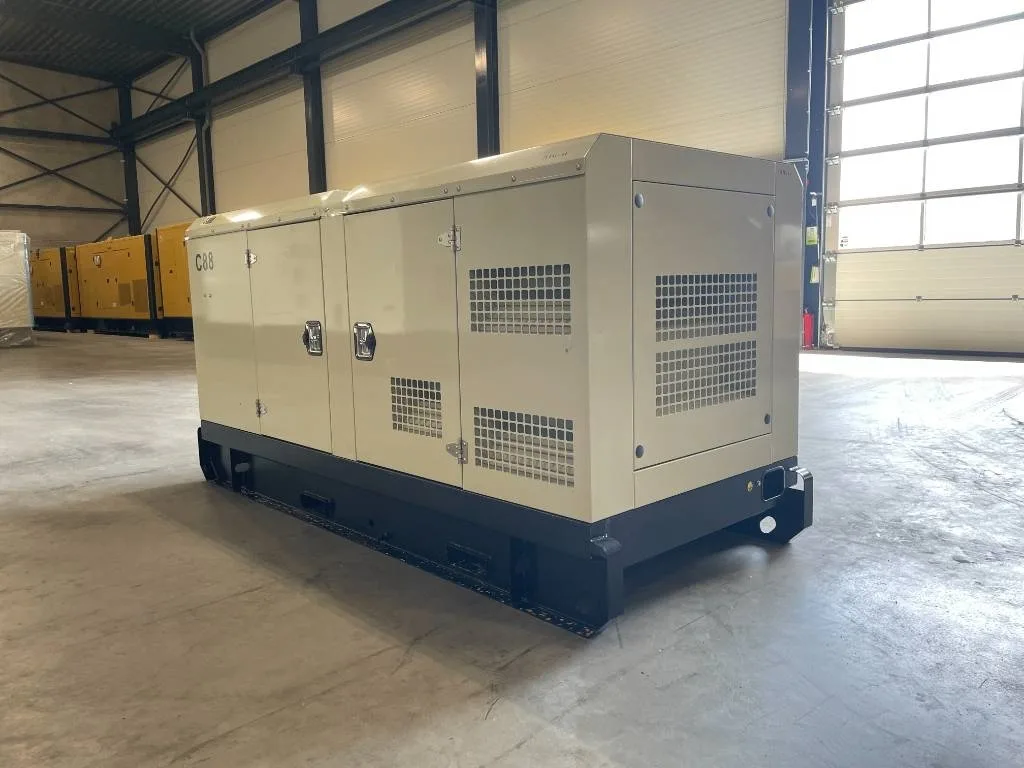 Groupe électrogène diesel Cummins 88 kVA triphasé – 4BTA3.9-G11 — vue 3