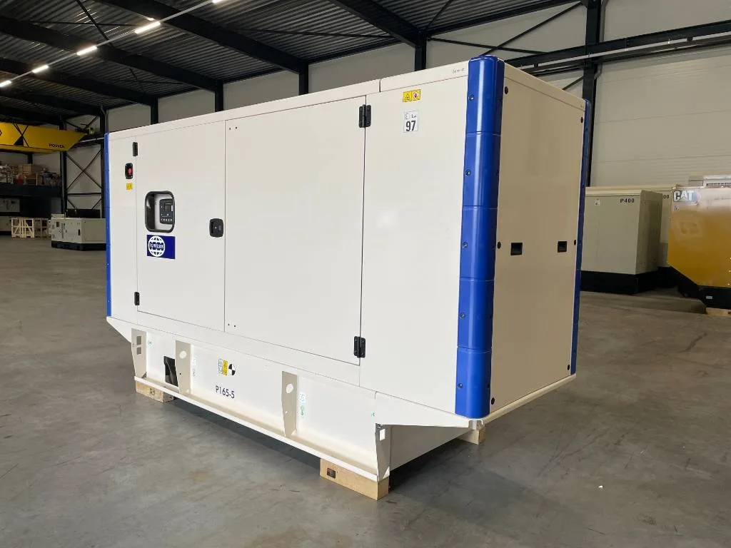 Groupe électrogène diesel FG Wilson 165 kVA triphasé – P165-5 — vue 5