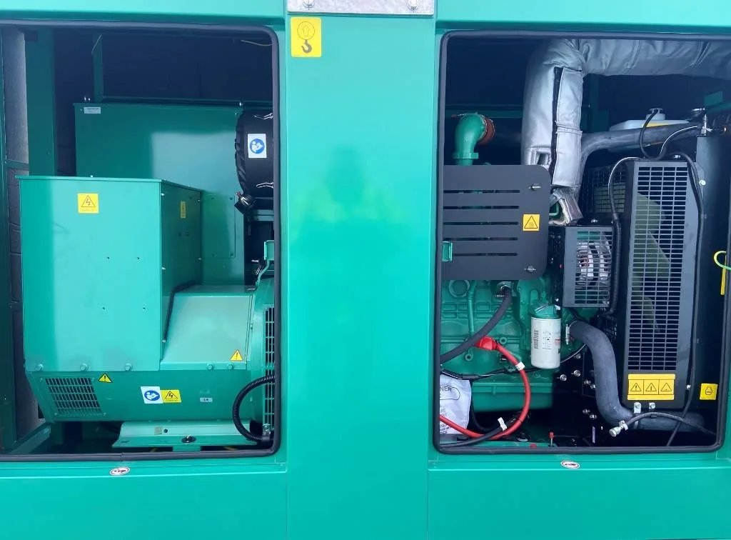 Groupe électrogène diesel Cummins 220 kVA triphasé – C220D5EQ — vue 4