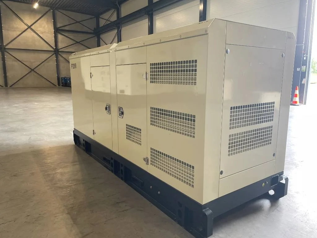Groupe électrogène diesel Perkins 200 kVA triphasé – 1106A-70TAG3 — vue 3