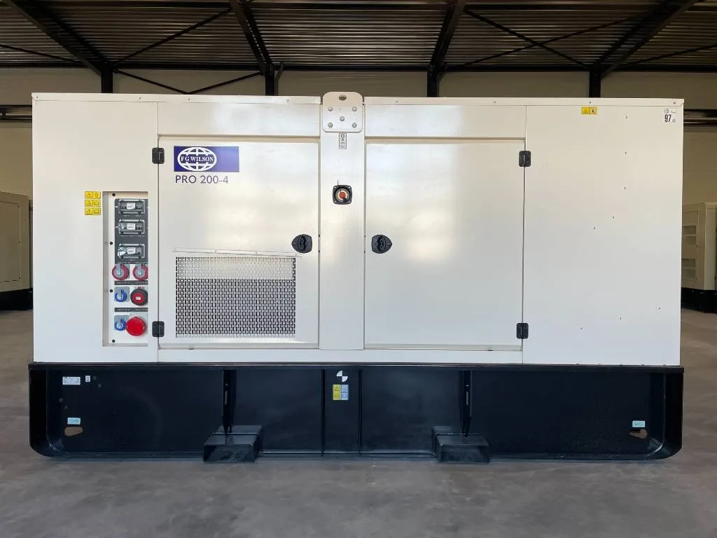 Groupe électrogène diesel FG Wilson 200 kVA triphasé – PRO200-4
