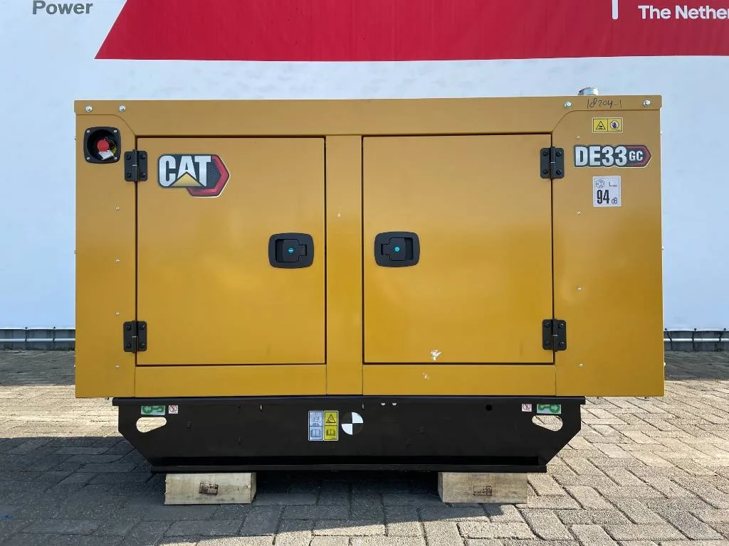 Groupe électrogène diesel Caterpillar 33 kVA triphasé – DE33GC — vue 2