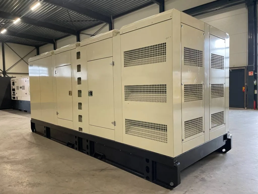 Groupe électrogène diesel Perkins 900 kVA triphasé – 4006-23TAG3A — vue 3