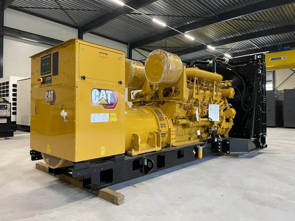 Groupe électrogène diesel Caterpillar 1 600 kVA triphasé – 3512B — vue 2
