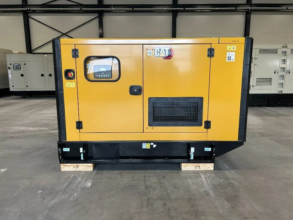 Groupe électrogène diesel Caterpillar 88 kVA triphasé – DE88E0