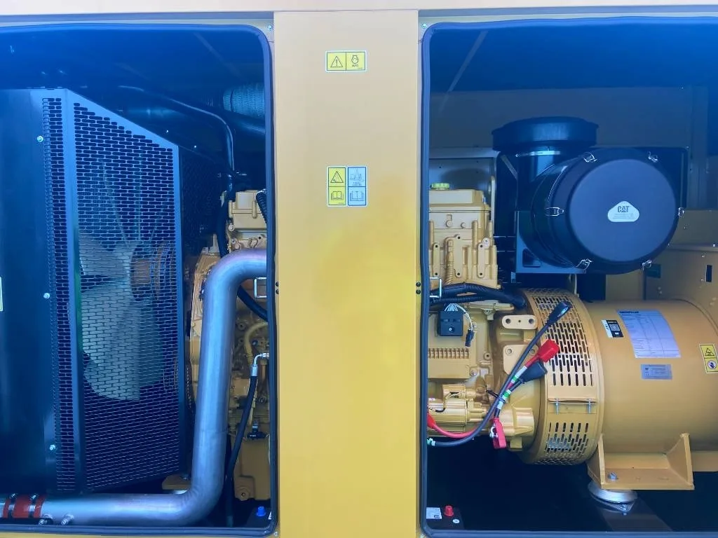 Groupe électrogène diesel Caterpillar 550 kVA triphasé – DE550GC — vue 3