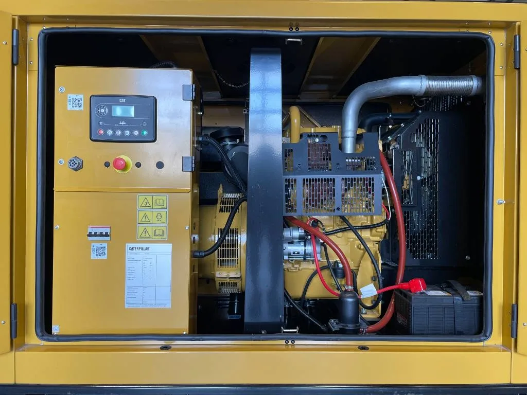 Groupe électrogène diesel Caterpillar 65 kVA triphasé – DE65E0 — vue 5