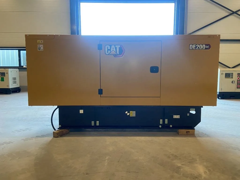 Groupe électrogène diesel Caterpillar 200 kVA triphasé – DE200GC — vue 4