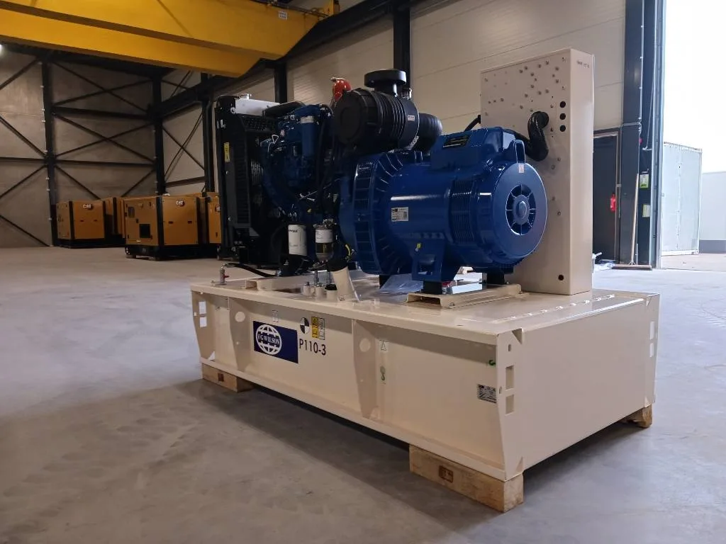 Groupe électrogène diesel FG Wilson 110 kVA triphasé – P110-3 — vue 3