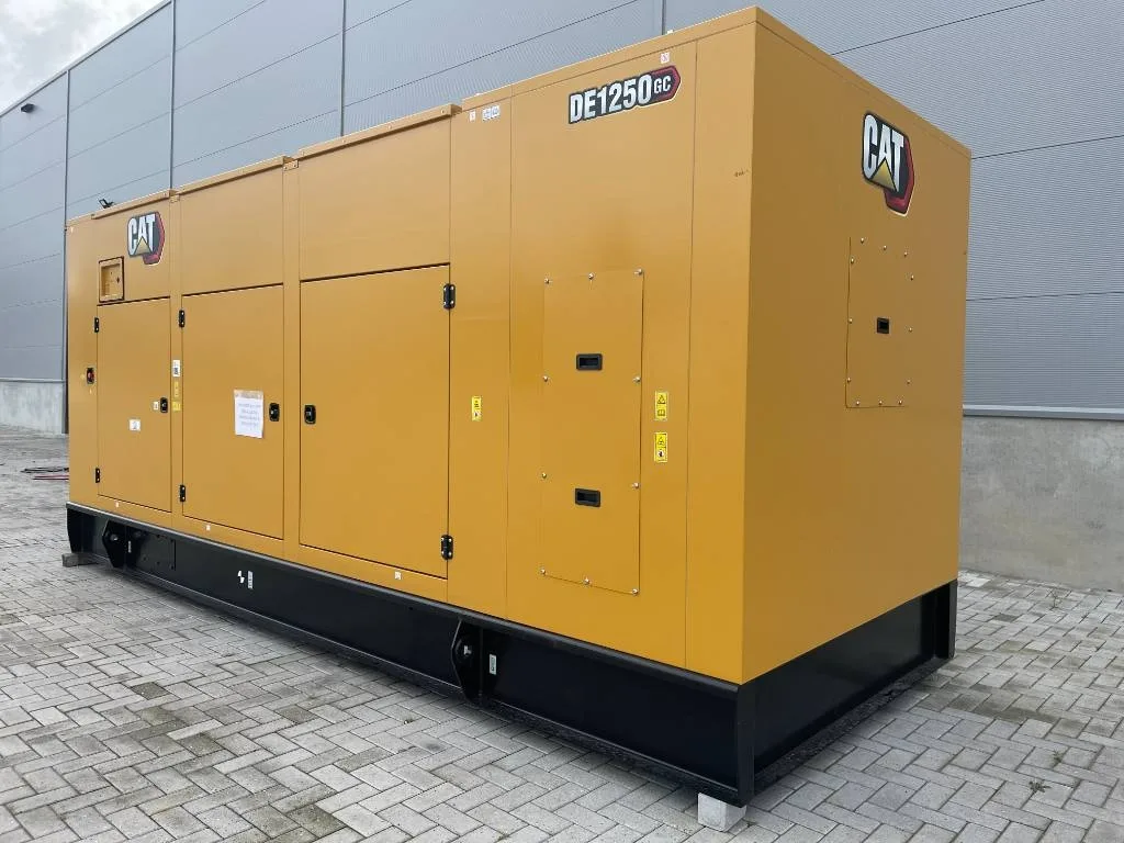 Groupe électrogène diesel Caterpillar 1 250 kVA triphasé – DE1250GC — vue 5