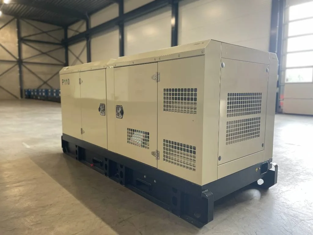 Groupe électrogène diesel Perkins 110 kVA triphasé – 1104C-44TAG2 — vue 3