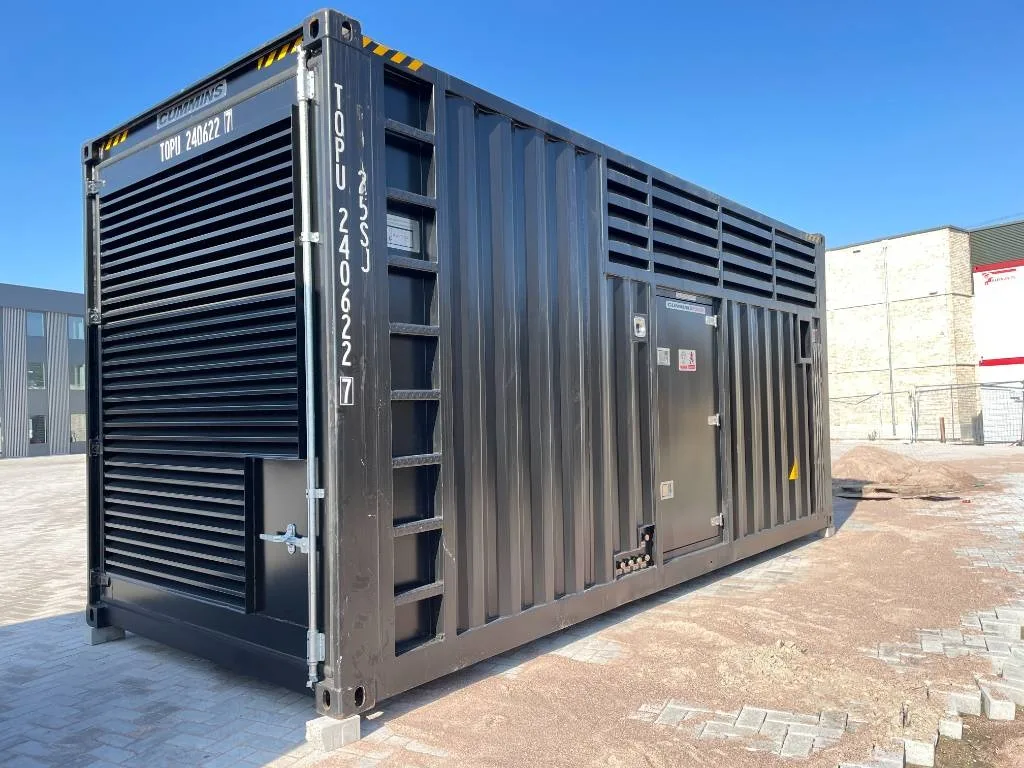 Groupe électrogène diesel Cummins 1 675 kVA triphasé – KTA50GS8 — vue 4