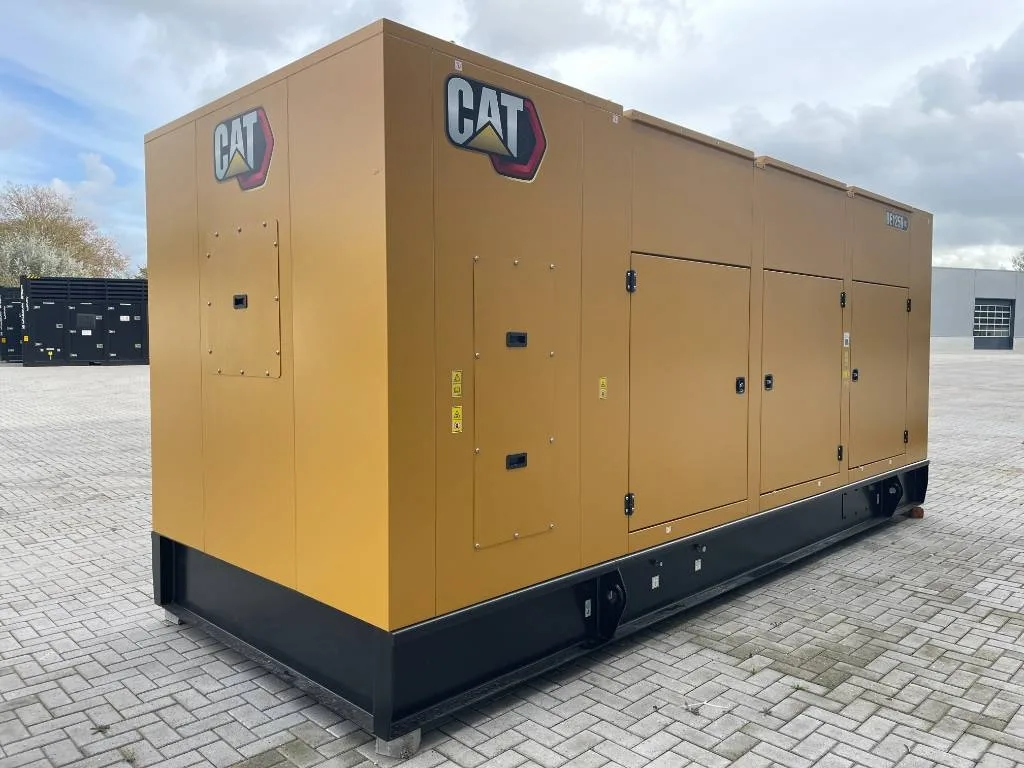 Groupe électrogène diesel Caterpillar 1 250 kVA triphasé – DE1250GC — vue 4