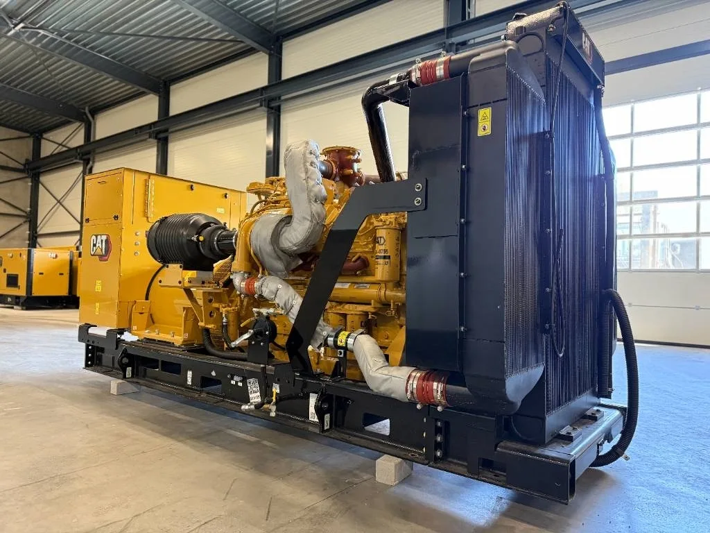 Groupe électrogène diesel Caterpillar 1 250 kVA triphasé – C32 — vue 3