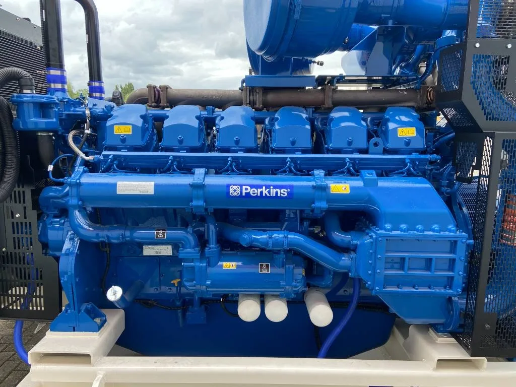 Groupe électrogène diesel FG Wilson 1 375 kVA triphasé – P1375-1 — vue 3