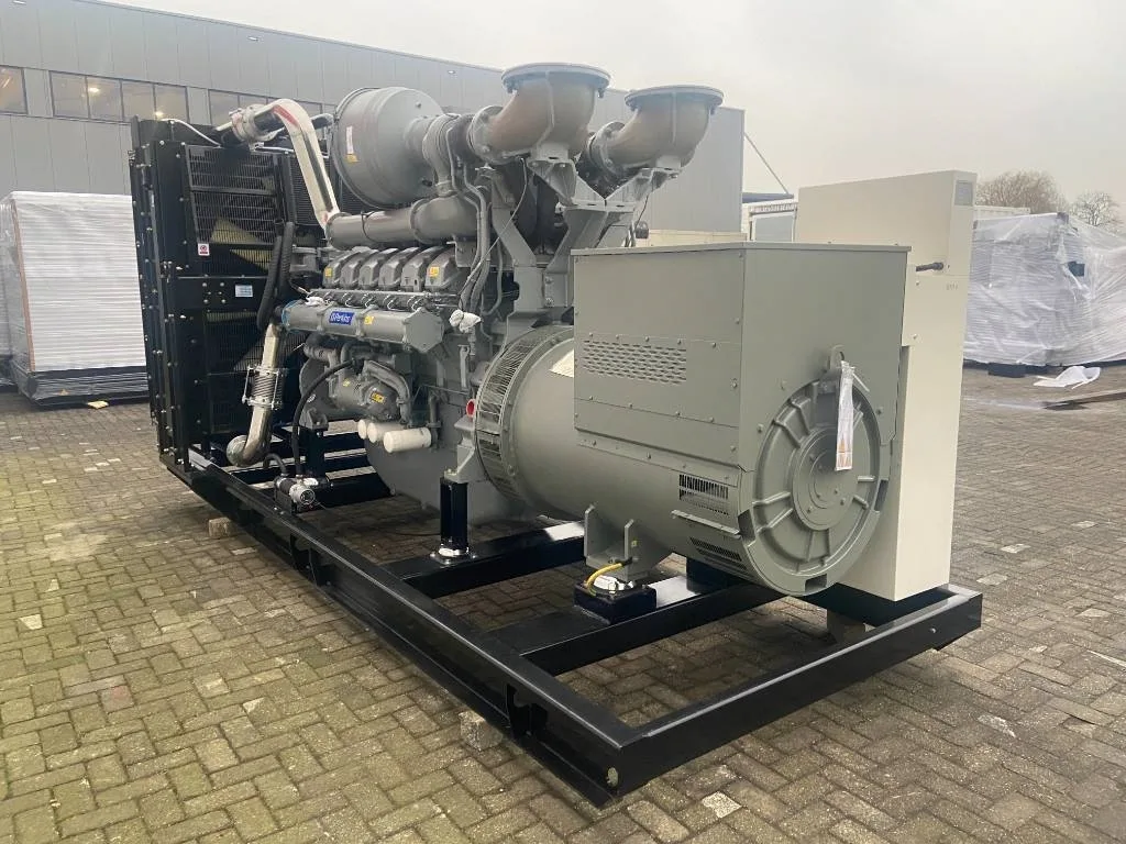 Groupe électrogène diesel Perkins 1 650 kVA triphasé – 4012-46TAG2A — vue 2