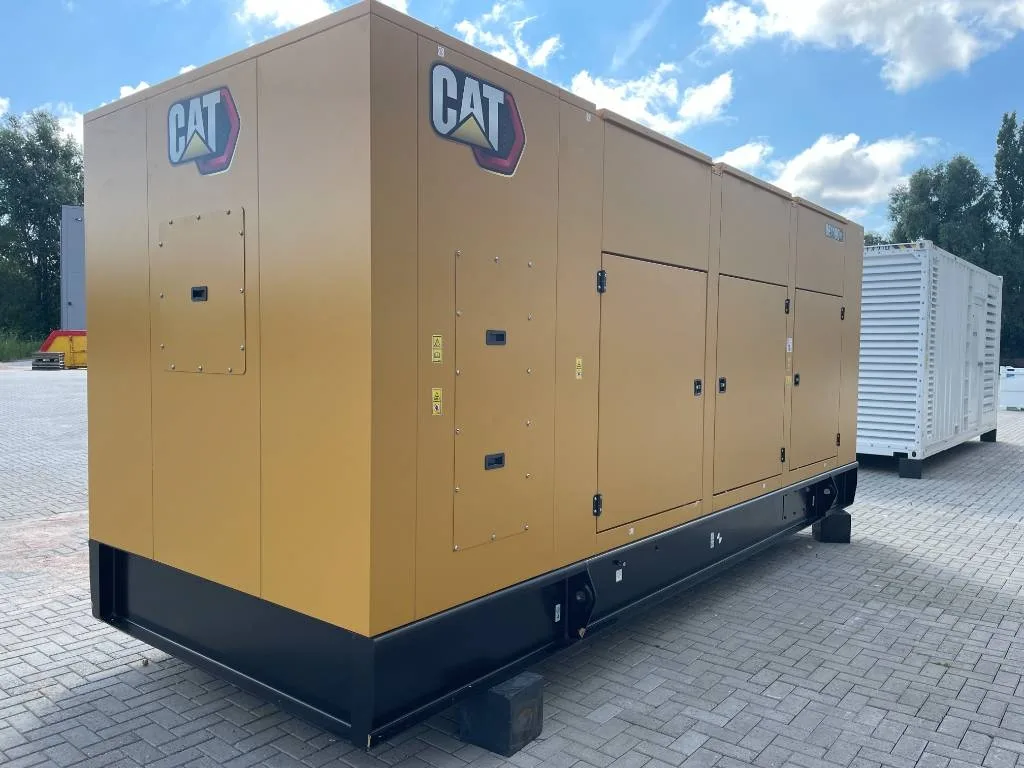 Groupe électrogène diesel Caterpillar 1 100 kVA triphasé – DE1100GC — vue 4