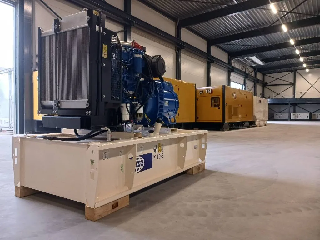 Groupe électrogène diesel FG Wilson 110 kVA triphasé – P110-3 — vue 4