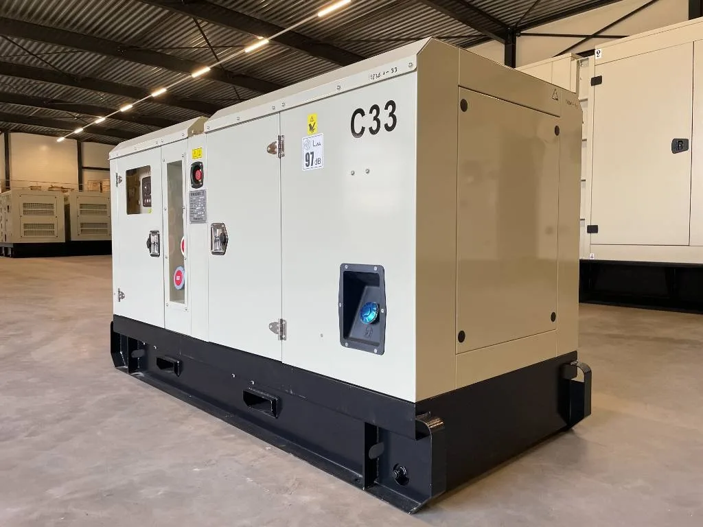 Groupe électrogène diesel Cummins 33 kVA triphasé – 4B3.9-G12 — vue 5