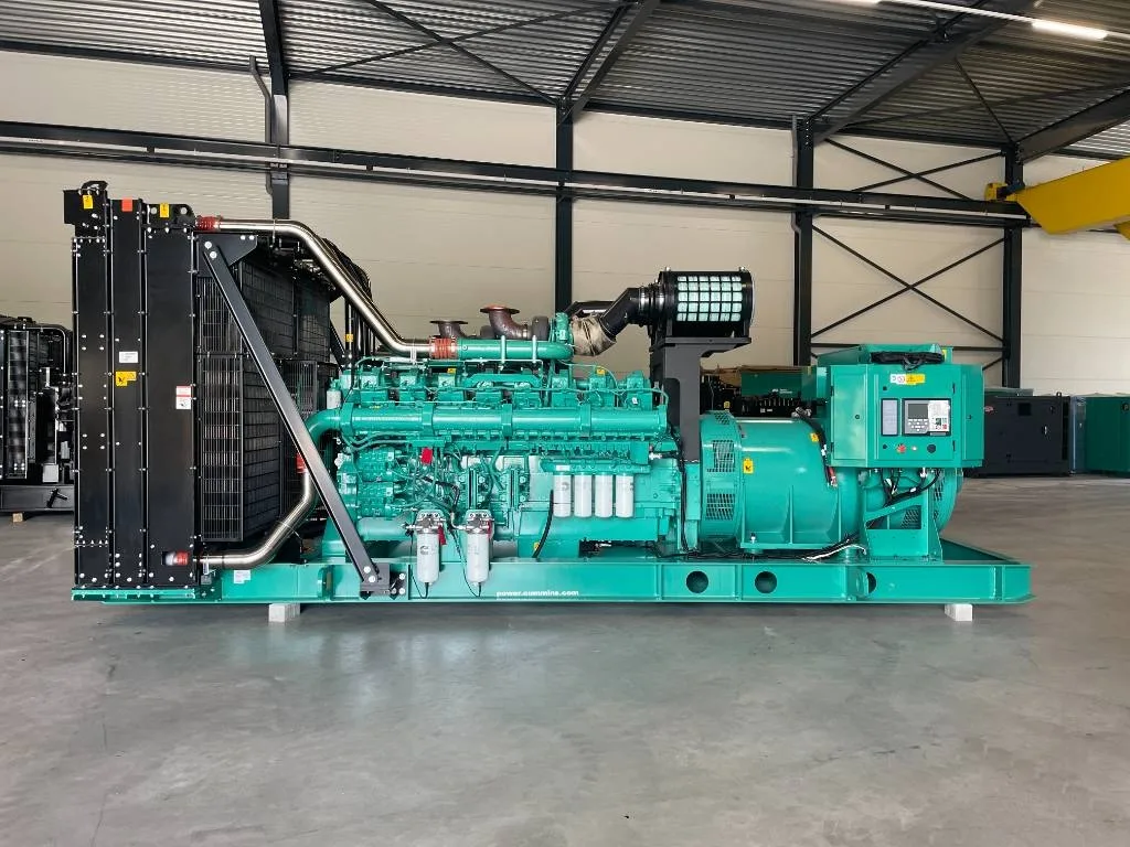 Groupe électrogène diesel Cummins 2 250 kVA triphasé – C2250D5E
