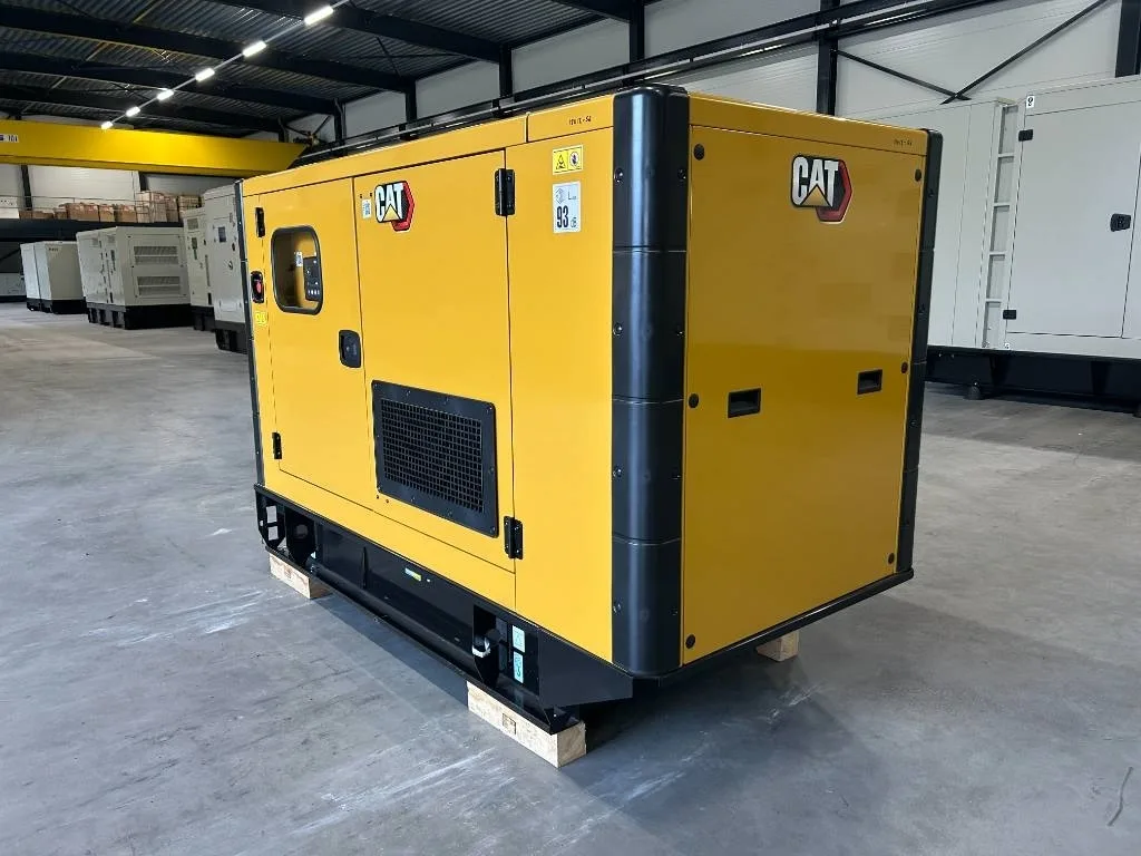 Groupe électrogène diesel Caterpillar 88 kVA triphasé – DE88E0 — vue 5