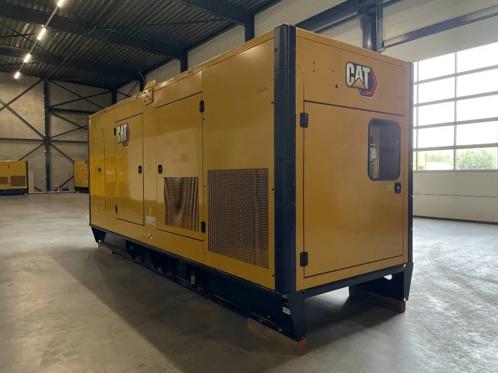 Groupe électrogène diesel Caterpillar 450 kVA triphasé – DE450E0 — vue 3