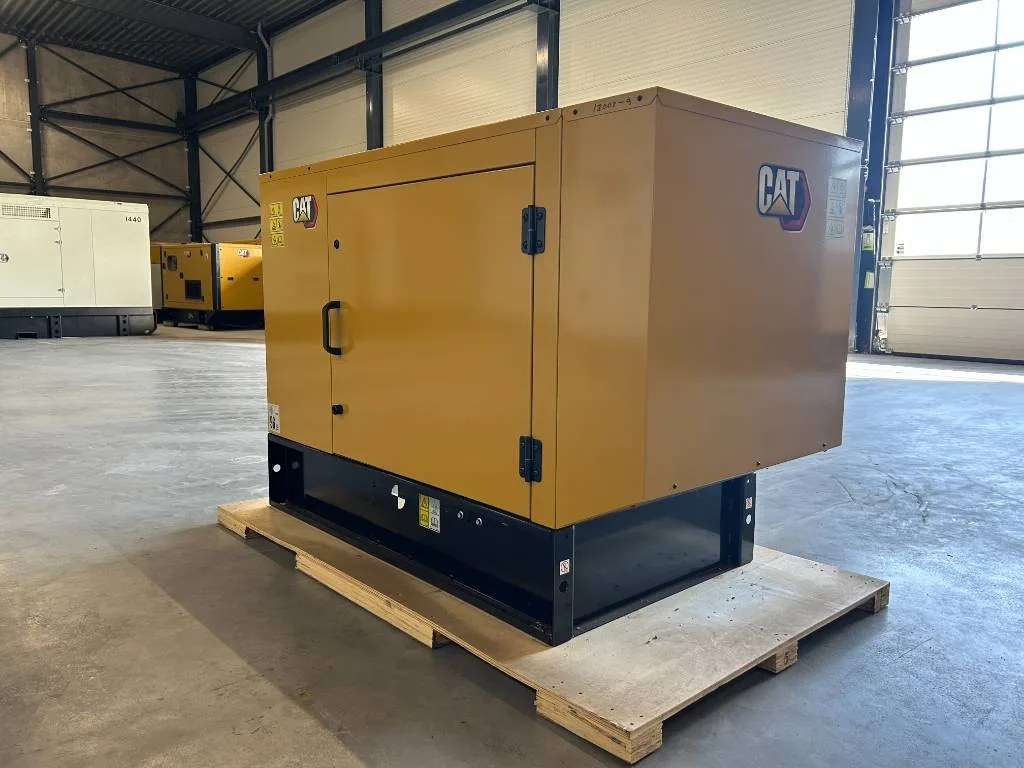 Groupe électrogène diesel Caterpillar 18 kVA triphasé – DE18E3 — vue 3