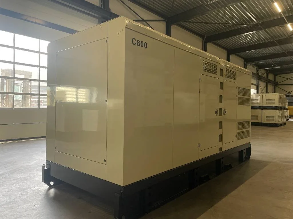 Groupe électrogène diesel Cummins 800 kVA triphasé – QSK19-G11 — vue 4