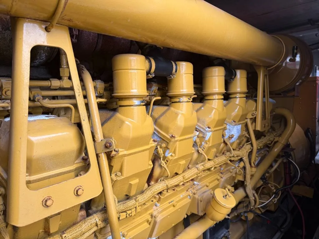 Groupe électrogène diesel Caterpillar 2 250 kVA triphasé – XQ2000 — vue 5