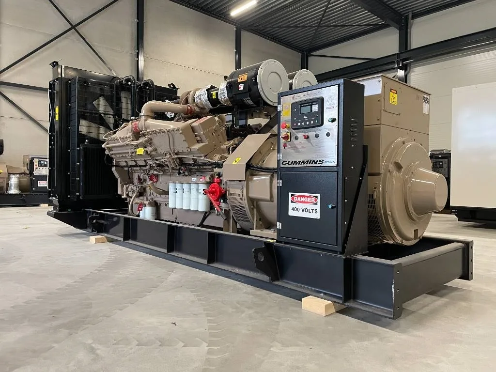 Groupe électrogène diesel Cummins 1 375 kVA triphasé – KTA50-G3 — vue 5