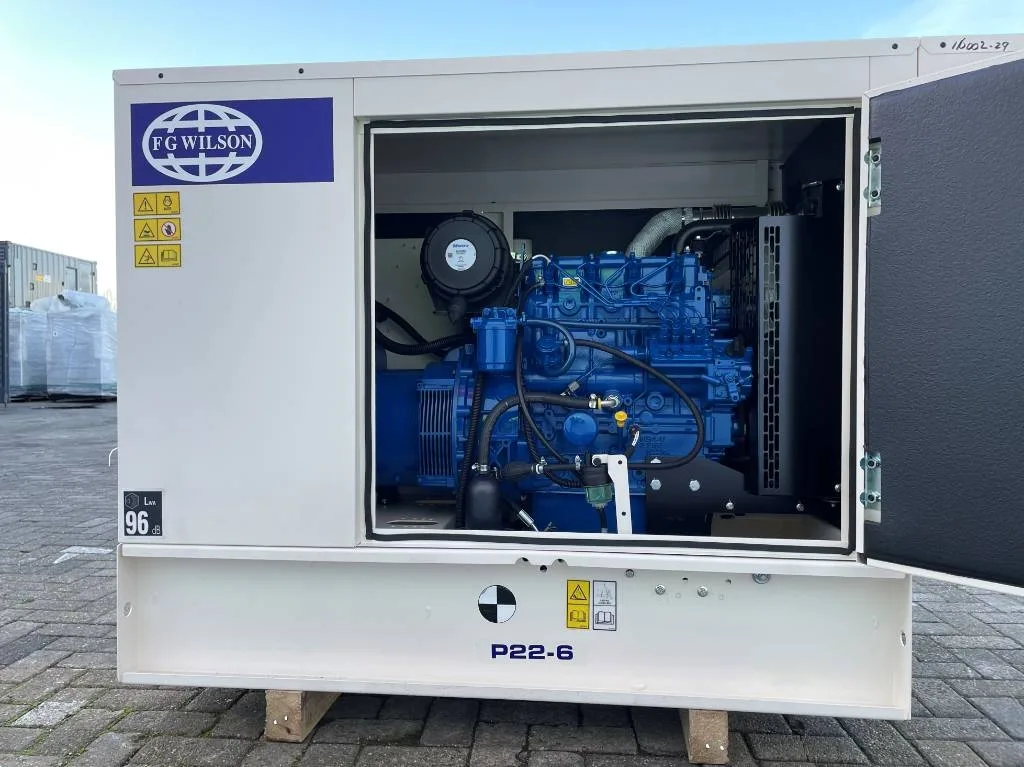 Groupe électrogène diesel FG Wilson 22 kVA triphasé – P22-6 — vue 5