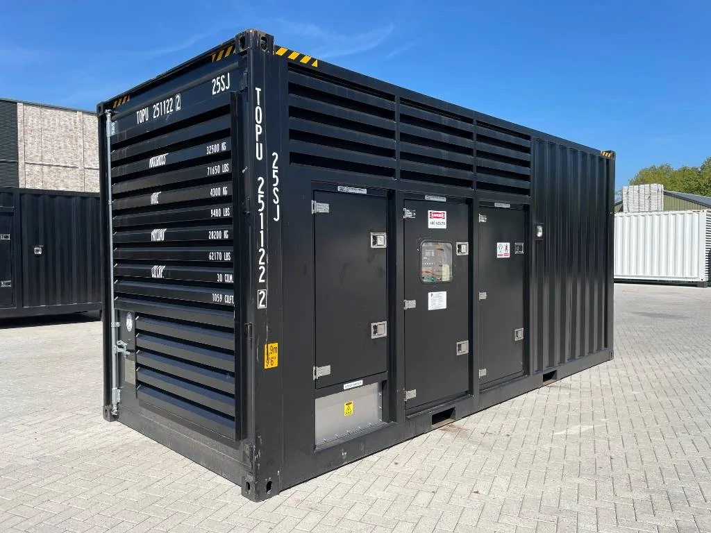Groupe électrogène diesel Cummins 1 100 kVA triphasé – KTA38-G2 — vue 2