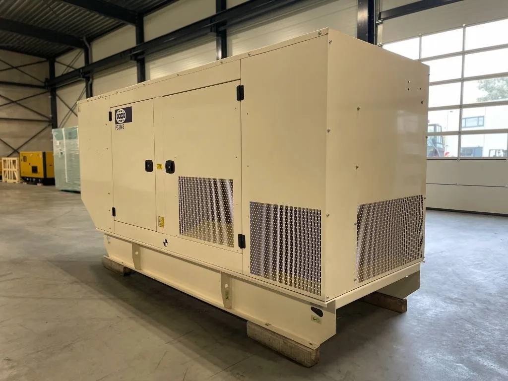 Groupe électrogène diesel FG Wilson 330 kVA triphasé – P330-5 — vue 3