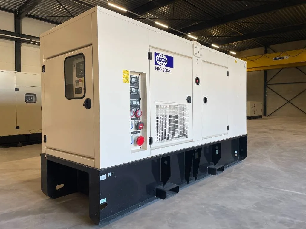 Groupe électrogène diesel FG Wilson 200 kVA triphasé – PRO200-4 — vue 2