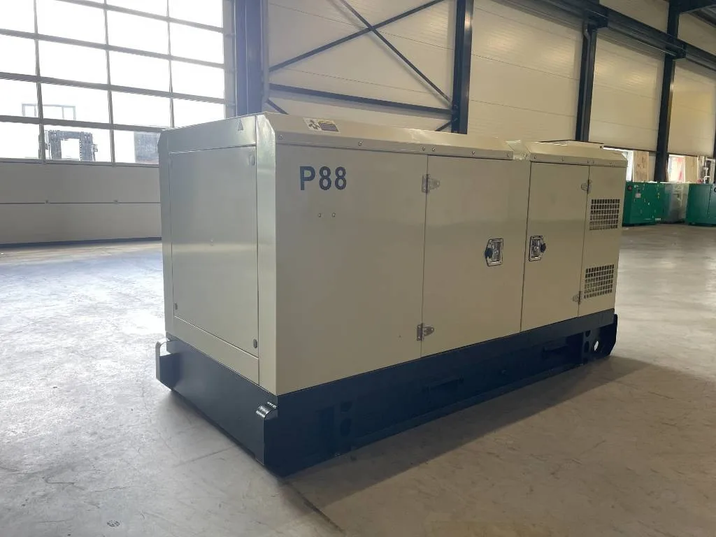 Groupe électrogène diesel Perkins 88 kVA triphasé – 1104A-44TG2 — vue 4