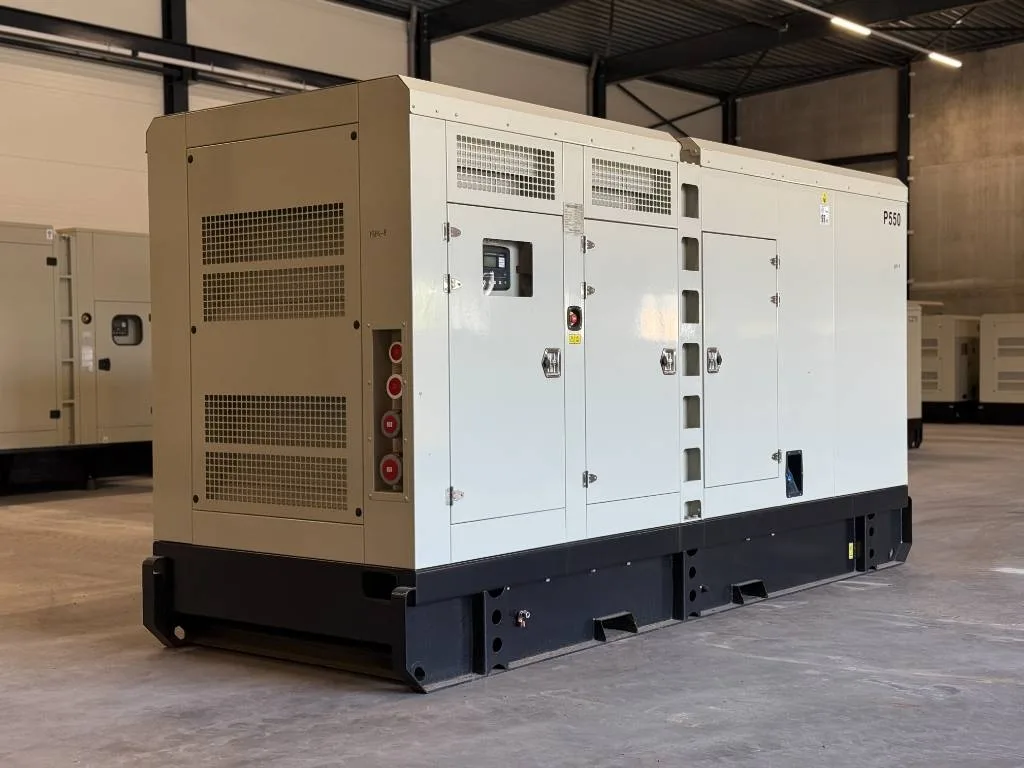 Groupe électrogène diesel Perkins 550 kVA triphasé – 2506C-E1STAG2 — vue 2