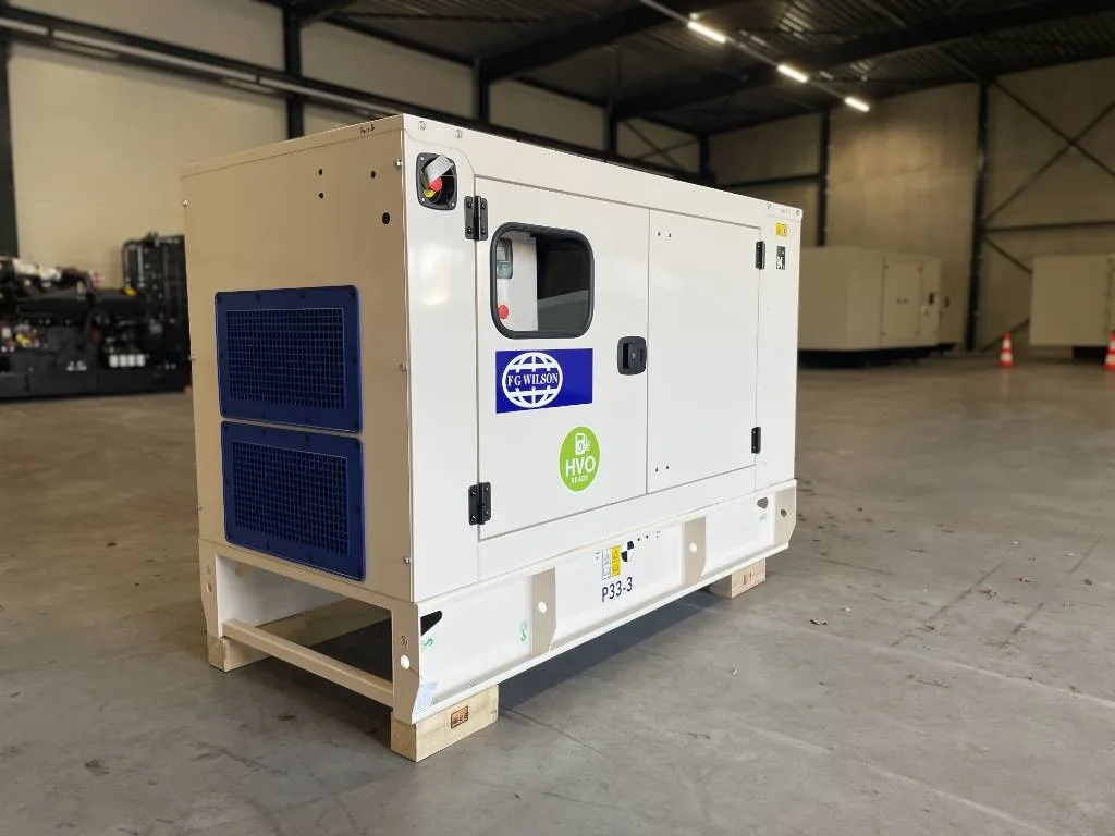 Groupe électrogène diesel FG Wilson 33 kVA triphasé – P33-3 — vue 2