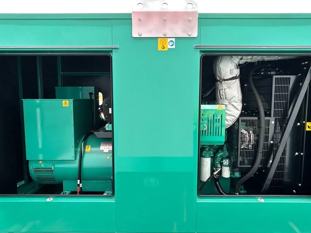 Groupe électrogène diesel Cummins 550 kVA triphasé – C550D5Q — vue 3