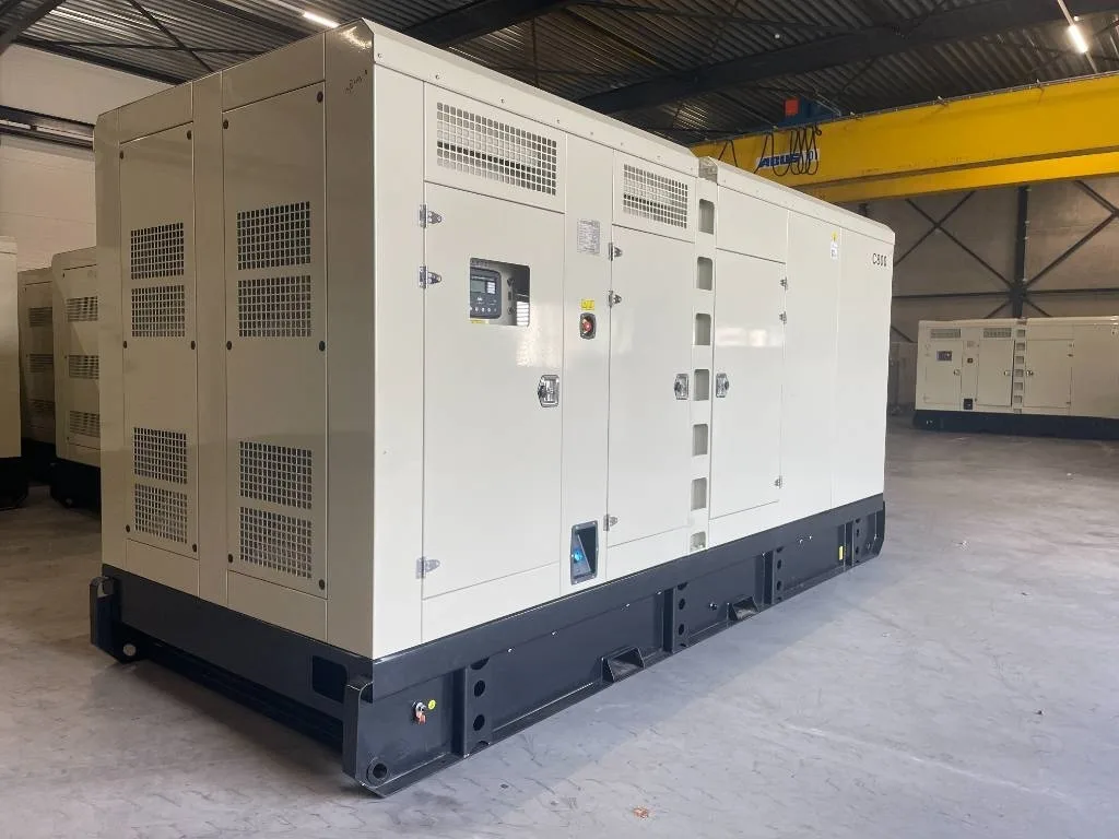 Groupe électrogène diesel Cummins 800 kVA triphasé – QSK19-G11 — vue 2
