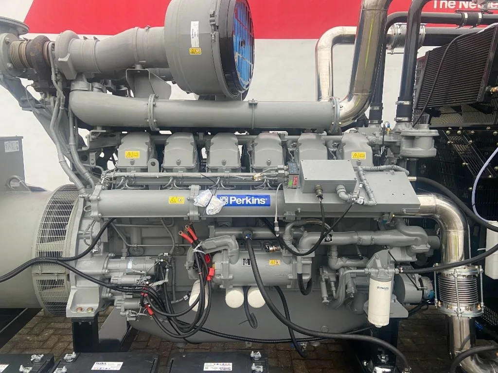 Groupe électrogène diesel Perkins 1 650 kVA triphasé – 4012-46TAG2A — vue 5