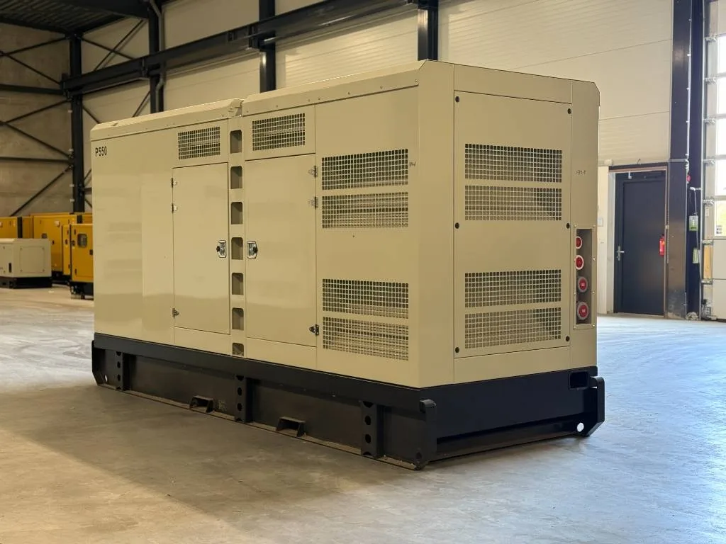 Groupe électrogène diesel Perkins 550 kVA triphasé – 2506C-E1STAG2 — vue 3