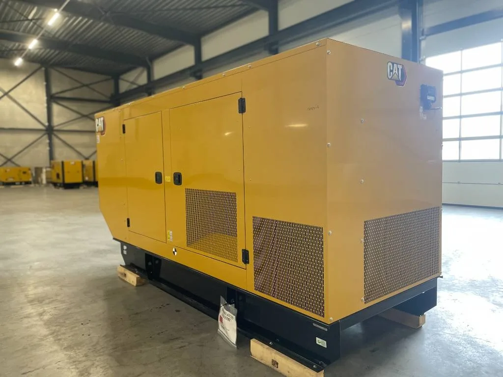 Groupe électrogène diesel Caterpillar 330 kVA triphasé – DE330E0 — vue 3