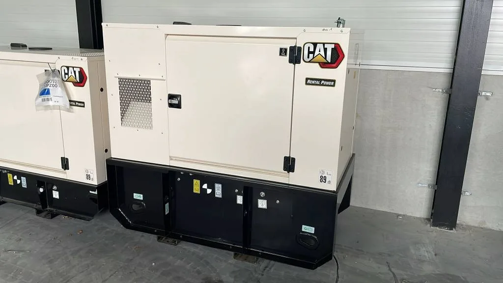 Groupe électrogène diesel Caterpillar 20 kVA triphasé – XQP20 — vue 2